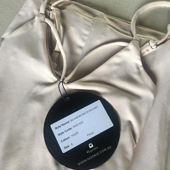 Nookie 'Mi Amore Backless Shift' Dress - Picture 6 of 6